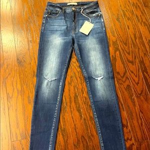 NWT Kancan Skinny Jeans